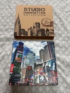 Studio Manhattan Art + Design New York City Art Block